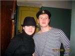 С таким парнем хоть куда!:))