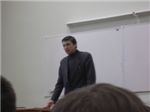 Дмитрий Михайлович... улыбается!))